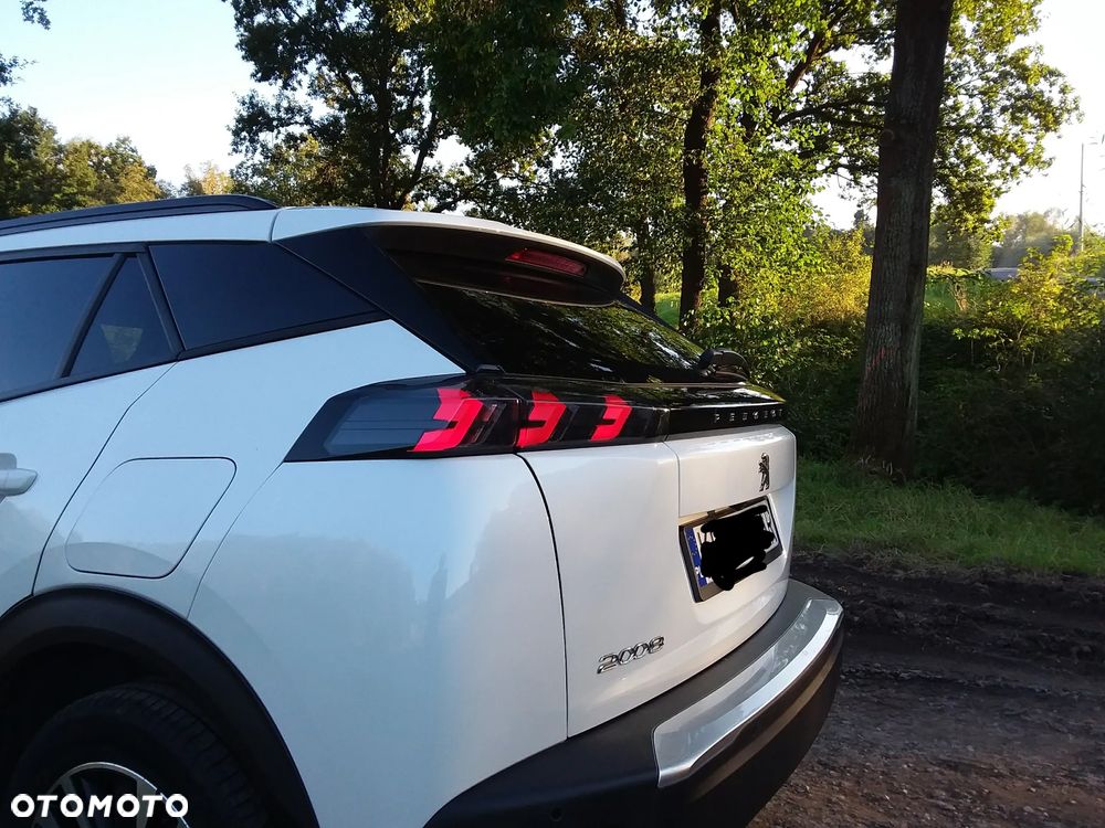 Peugeot 2008 1.5 BlueHDi Allure Pack S&S EAT8 - 5