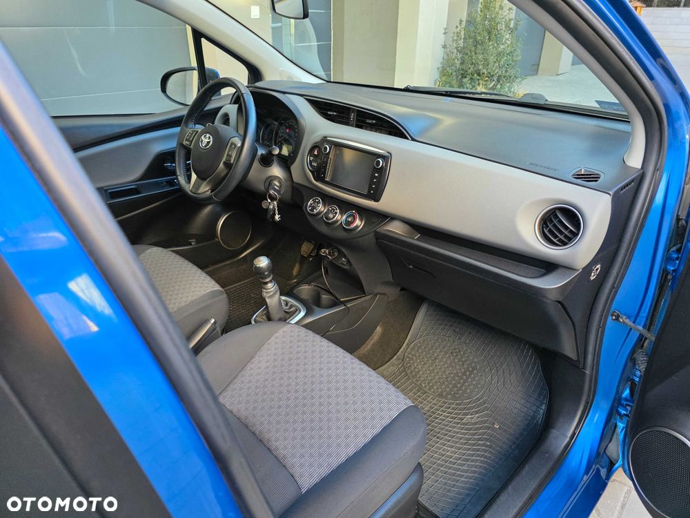 Toyota Yaris - 8