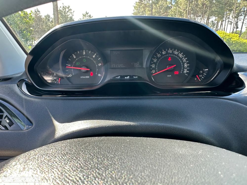 Peugeot 208 HDi 68 Like - 17