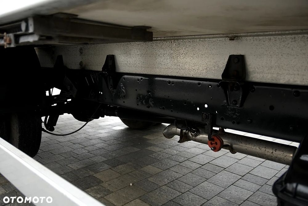 Iveco DAILY 35-150 * 3.0 Diesel 150KM * CHŁODNIA CARRIER XARIOS 500 * SUPER ZADBANE! - 16