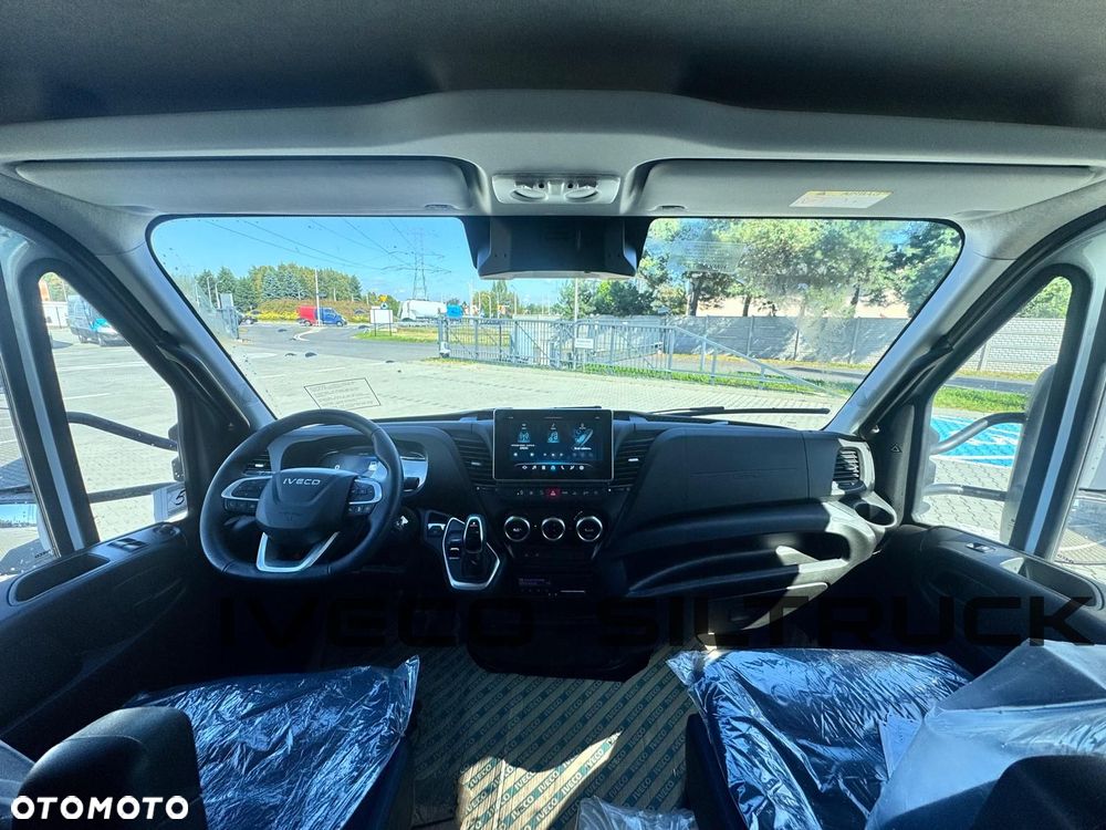Iveco Daily 70C21HA8/P Plandeka z Windą - 3