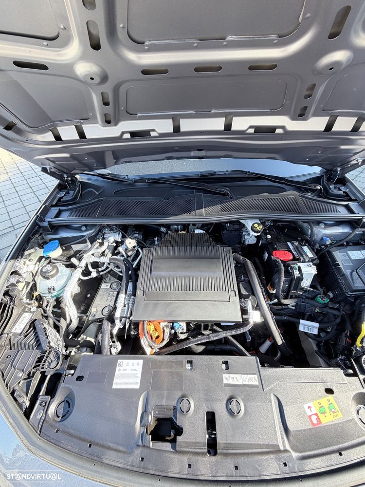 Peugeot e-308 156 Style - 25