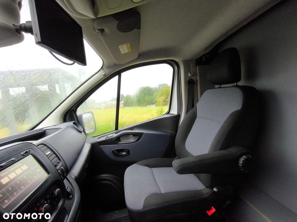 Opel VIVARO - 12