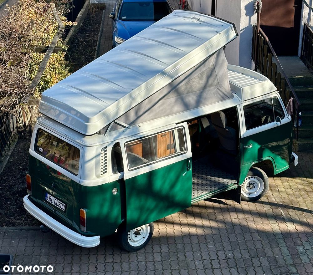 Volkswagen Transporter - 1