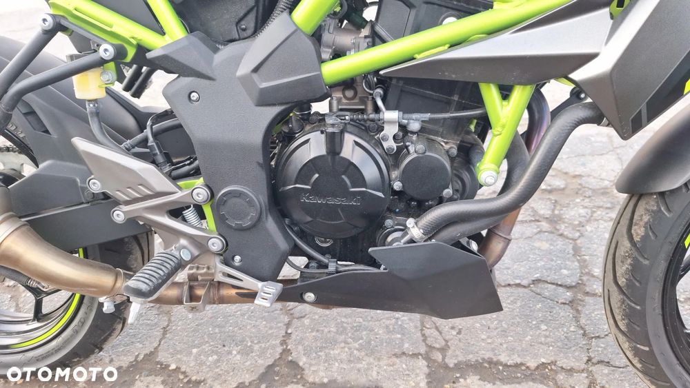 Kawasaki Z - 7