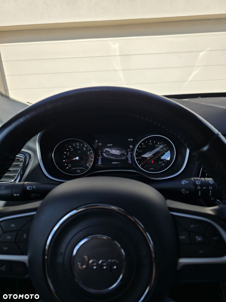 Jeep Compass - 29