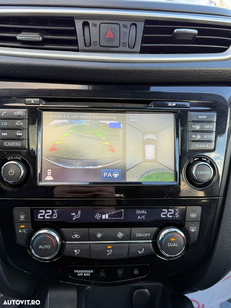 Nissan Qashqai 1.2 DIG-T TEKNA+ - 33