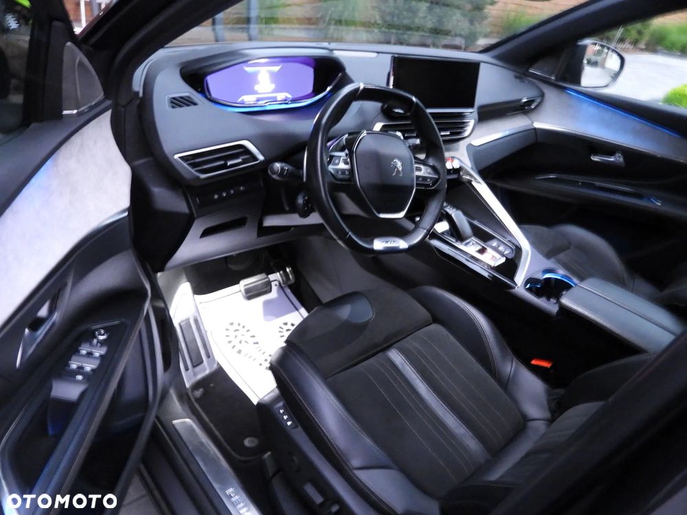 Peugeot 3008 225 e-EAT8 GT - 35