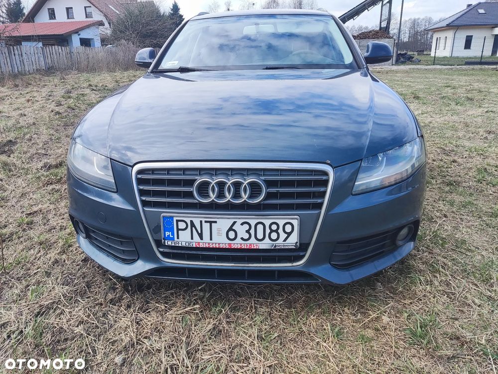 Audi A4 Avant - 4