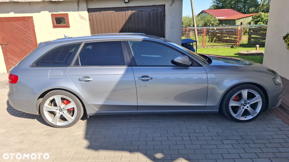 Audi A4 Avant 2.0 TDI - 13