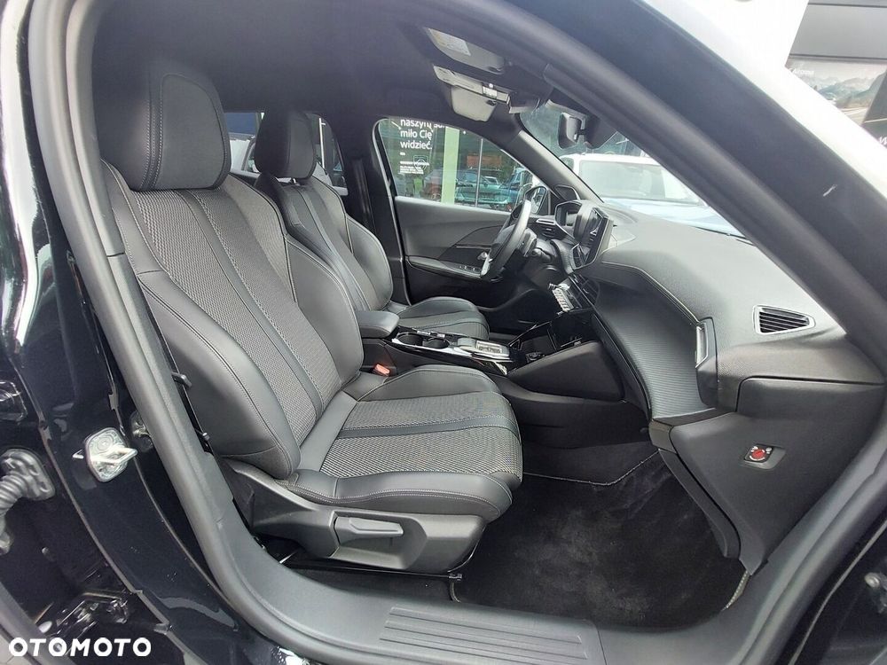 Peugeot 2008 1.2 PureTech GT S&S EAT8 - 11