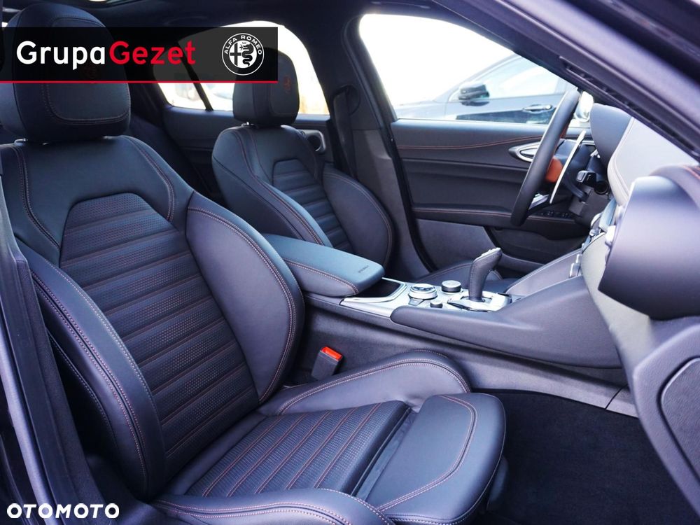 Alfa Romeo Giulia - 7