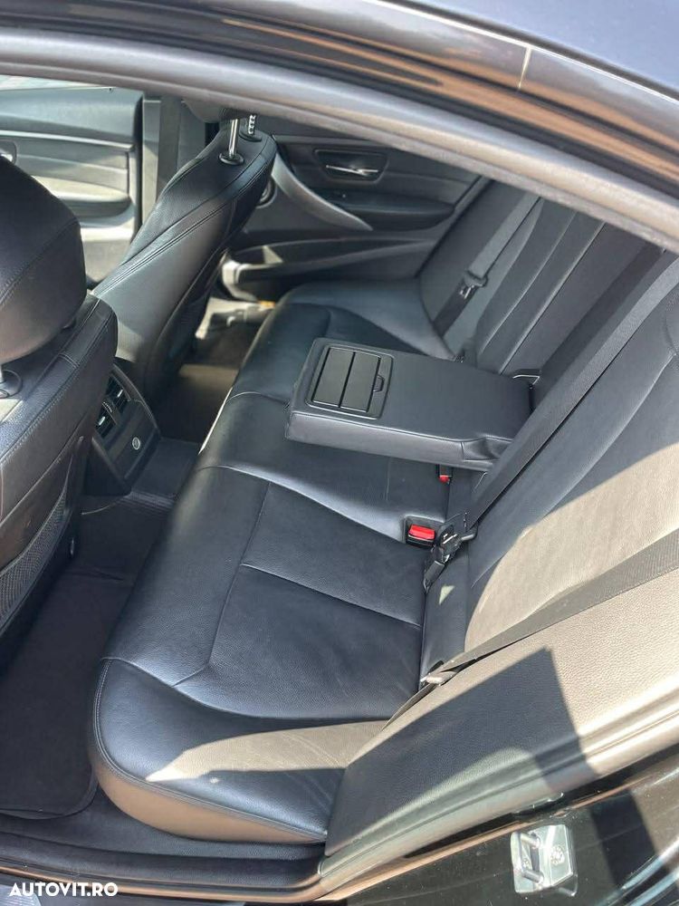 BMW Seria 3 330d AT M Sport - 5