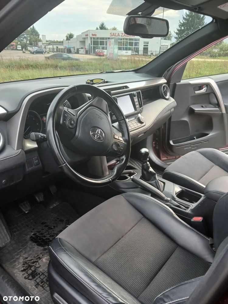 Toyota RAV4 2.0 D-4D Premium 4x2 - 16