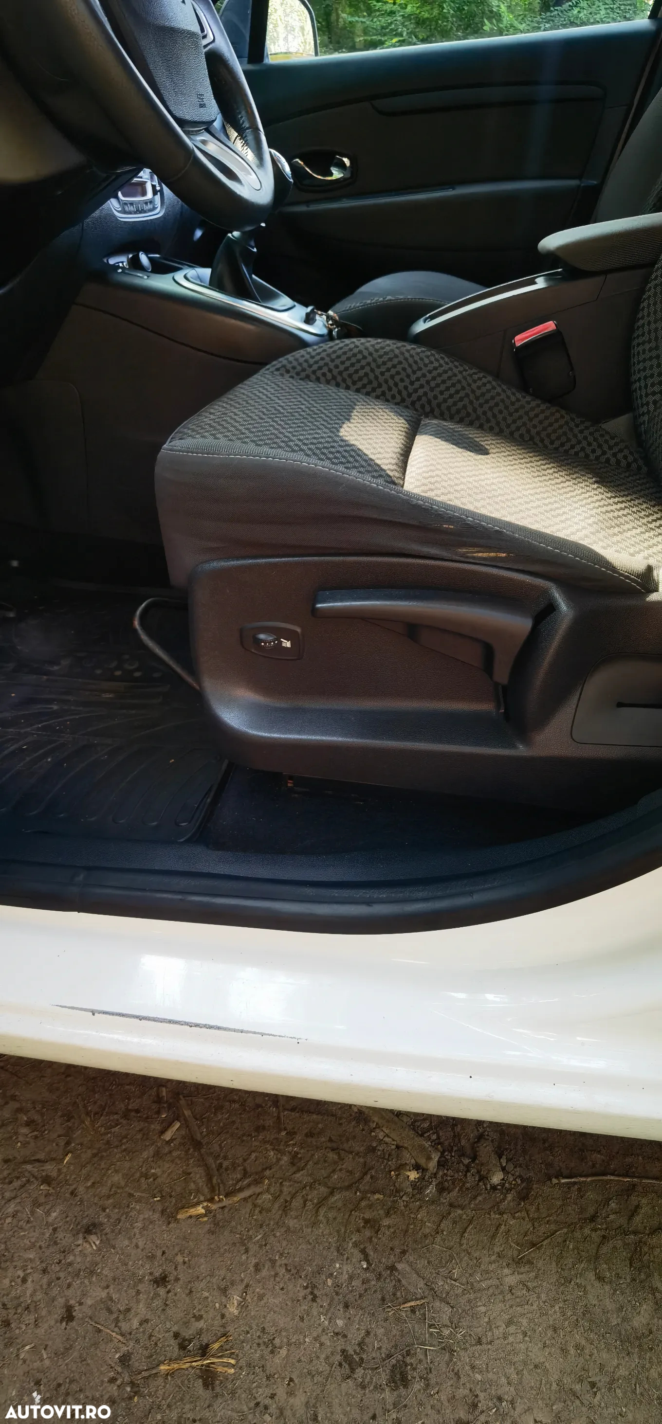 Renault Scenic ENERGY dCi 110 LIMITED - 13