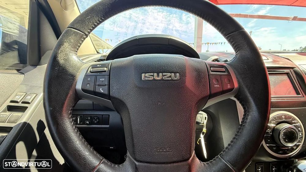 Isuzu D-Max 2.5 DTi CD 4WD LS Sport Edition - 13