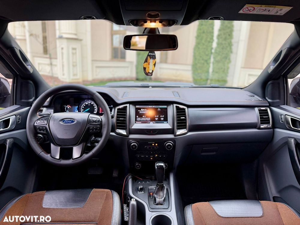 Ford Ranger Pick-Up 3.2 TDCi 4x4 Cabina Dubla WILDTRACK Aut. - 4