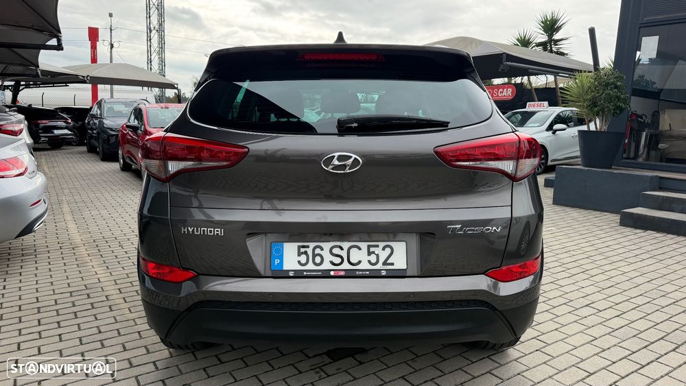 Hyundai Tucson 1.7 CRDi Executive DCT - 31