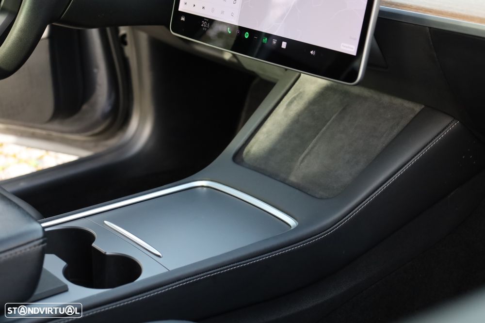 Tesla Model 3 Long-Range Dual Motor AWD - 30