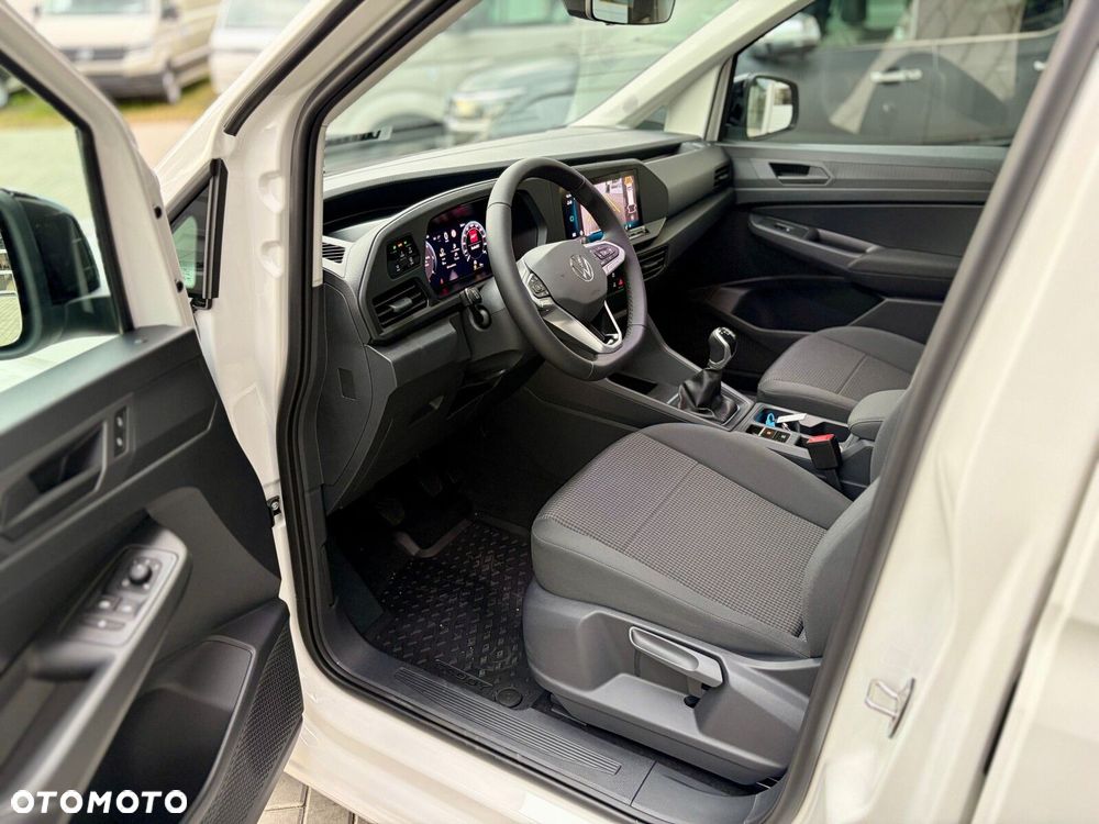 Volkswagen Caddy silnik: 2,0 l TDI EU6 SCR 75 kW skrzynia biegów: manualna 6 -biegowa rozstaw osi: 2755 mm - 18