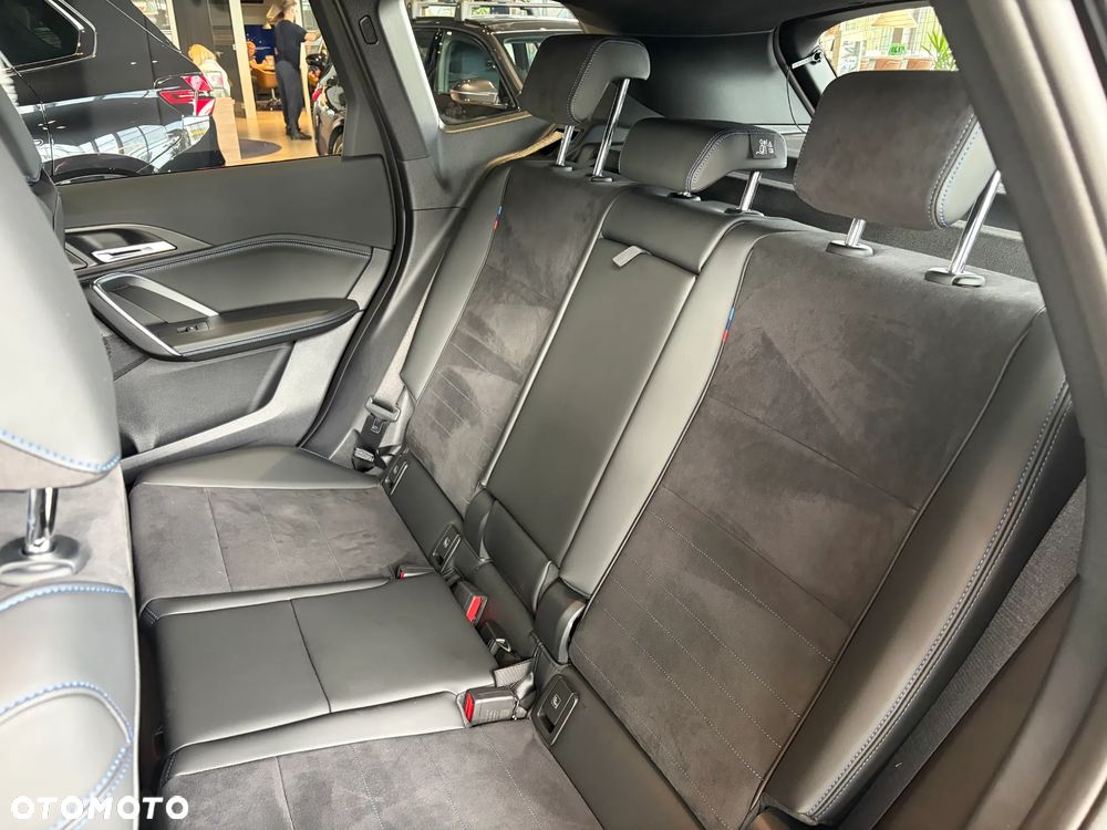 BMW X1 sDrive20i mHEV - 14