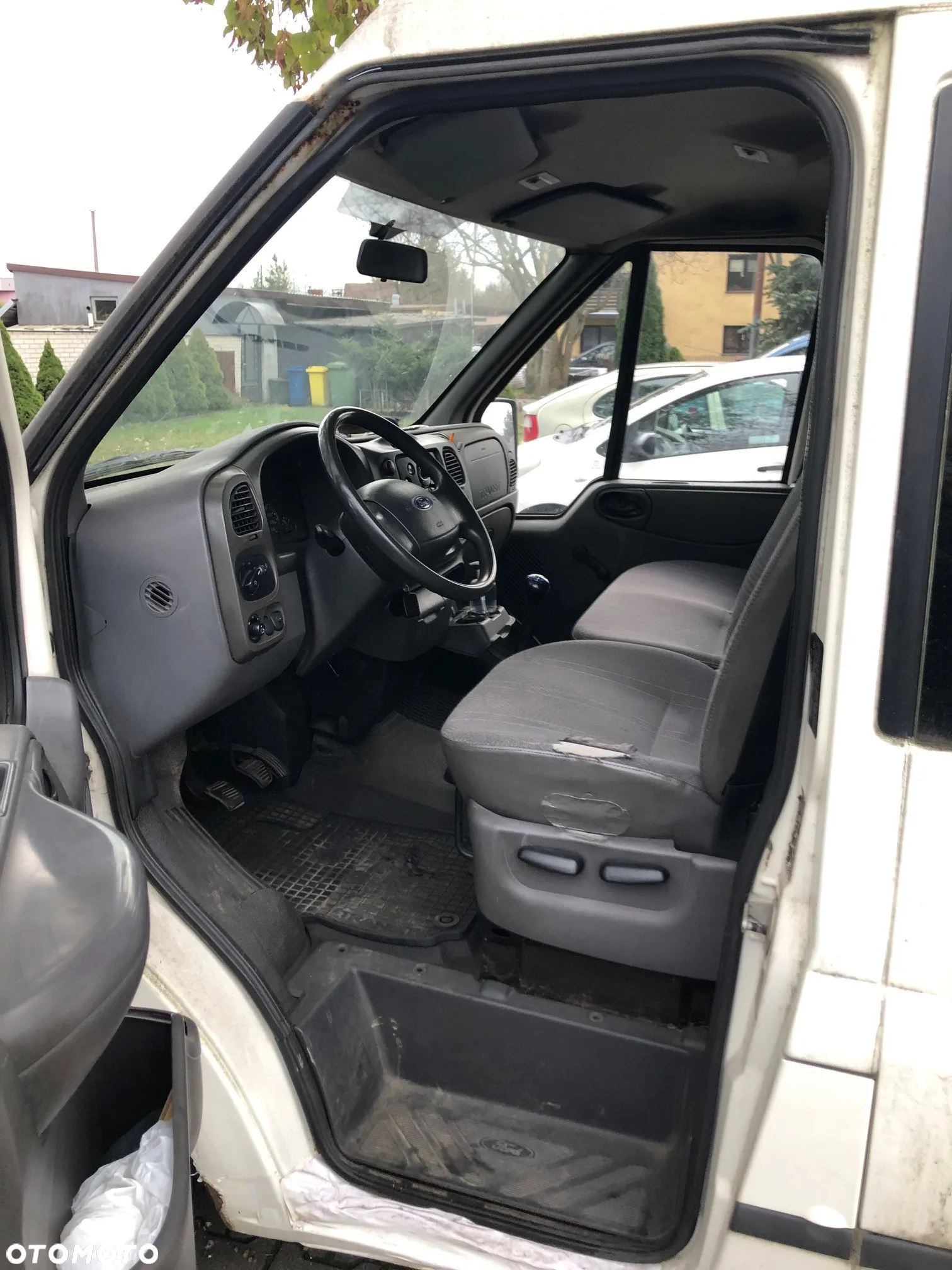 Ford Transit 300L 2.0 TDCi 125 KM - 4