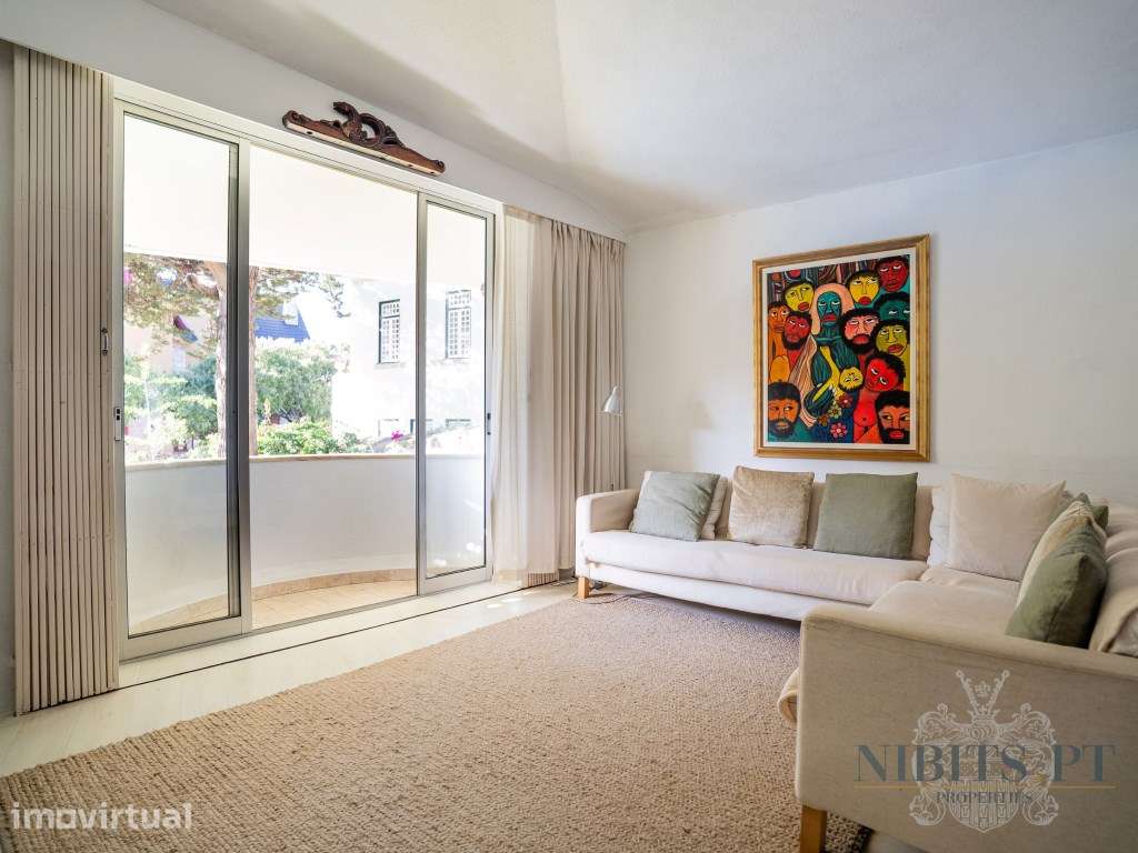 T2 Duplex soalheiro no Cascais histórico - 121 m² com piscina e vis... - Grande imagem: 4/26