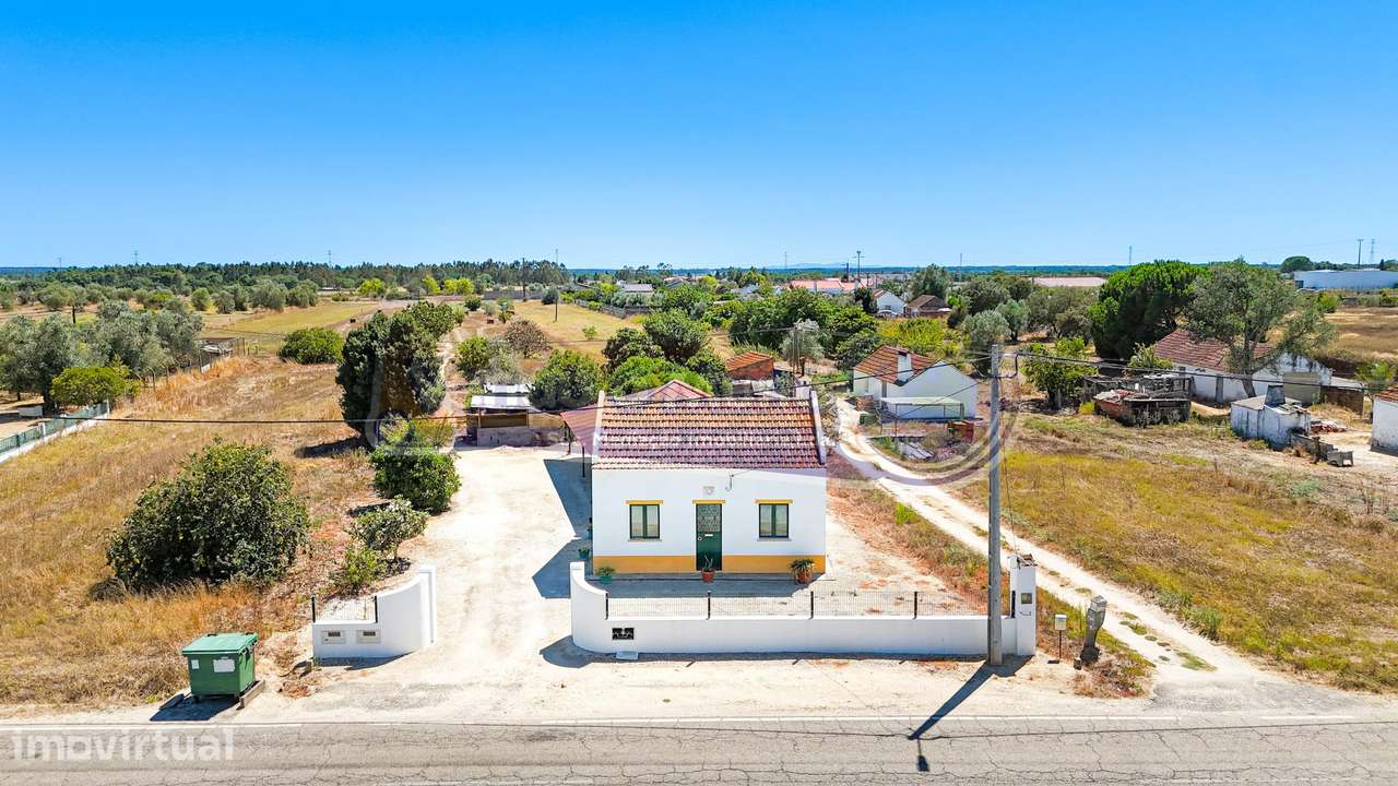 Quintinha em Benavente (B689) - Grande imagem: 2/22
