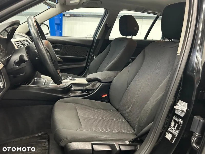 BMW Seria 3 318d Advantage - 19