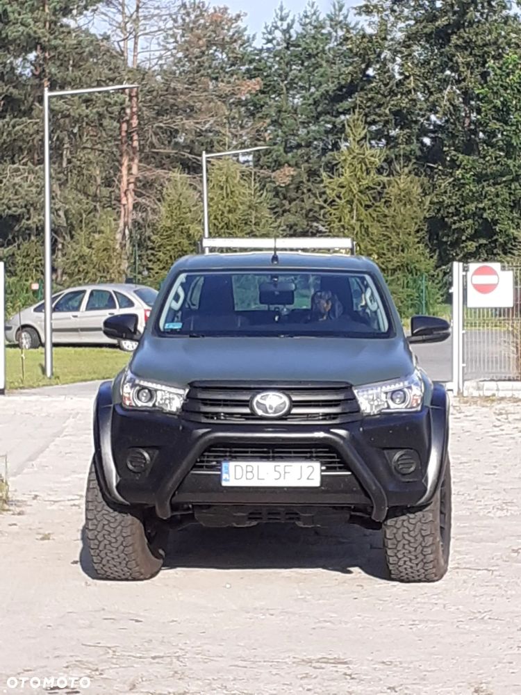 Toyota Hilux 2.4 D-4D Extra Cab DLX 4x4 - 1