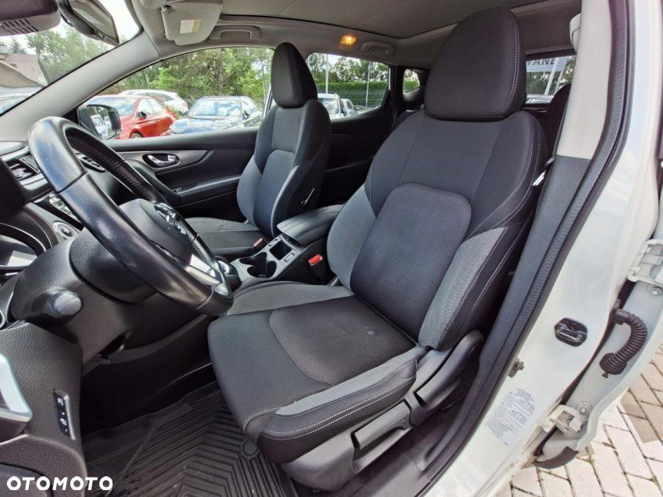 Nissan Qashqai - 13