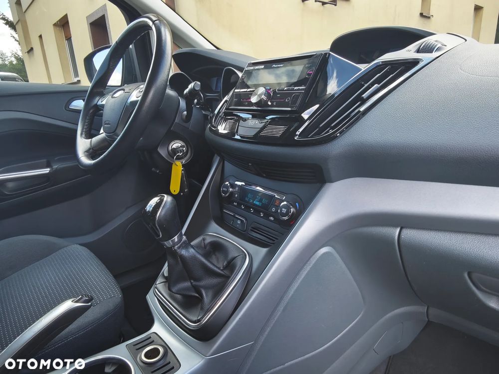 Ford C-MAX 1.6 Ti-VCT Champions Edition - 40