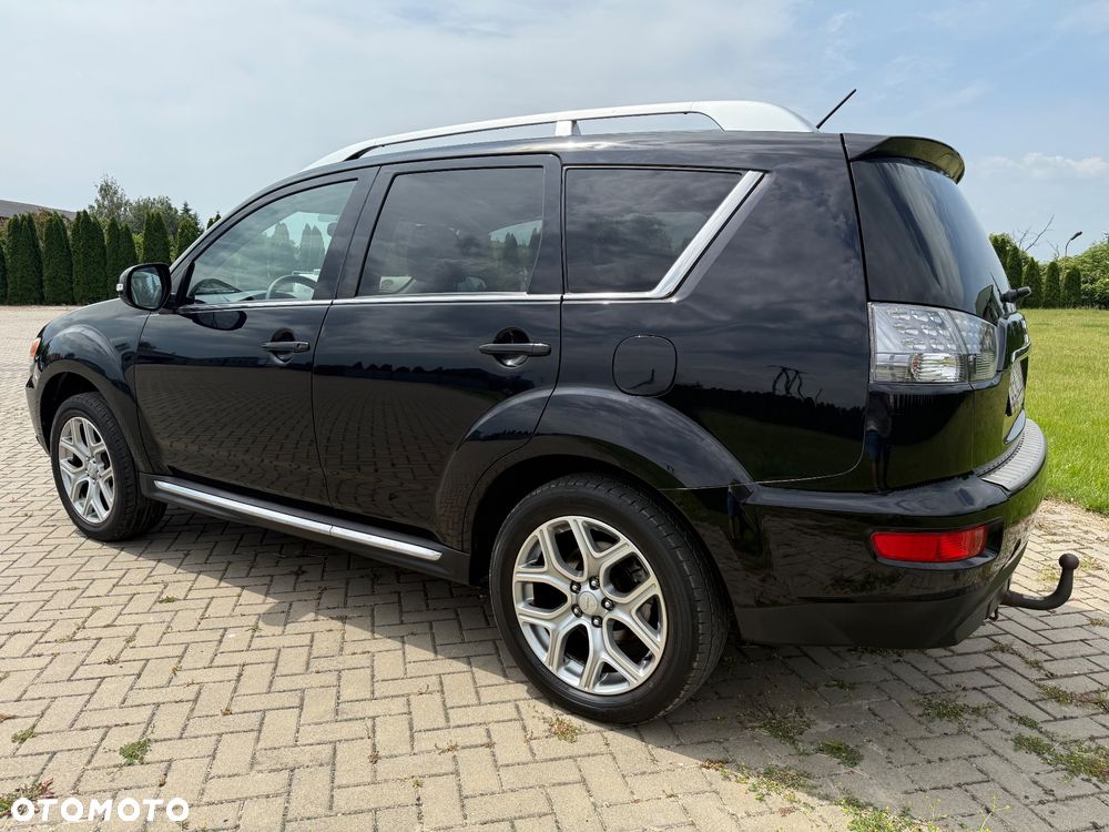 Mitsubishi Outlander 2.0 Intense 2WD EU5 - 22