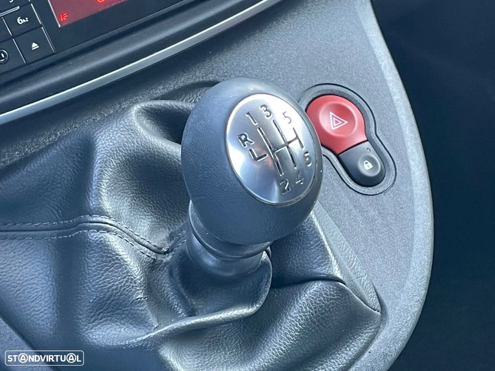 Renault Kangoo 1.5 dCi Longa IVA Dedutível - 19