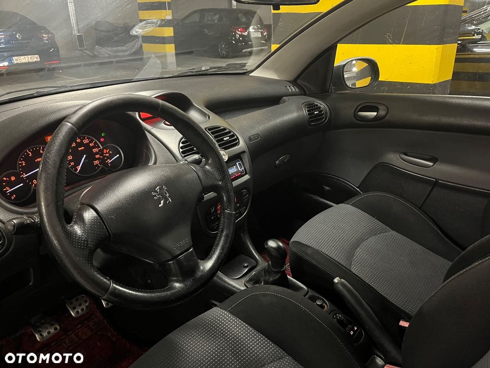 Peugeot 206 - 6