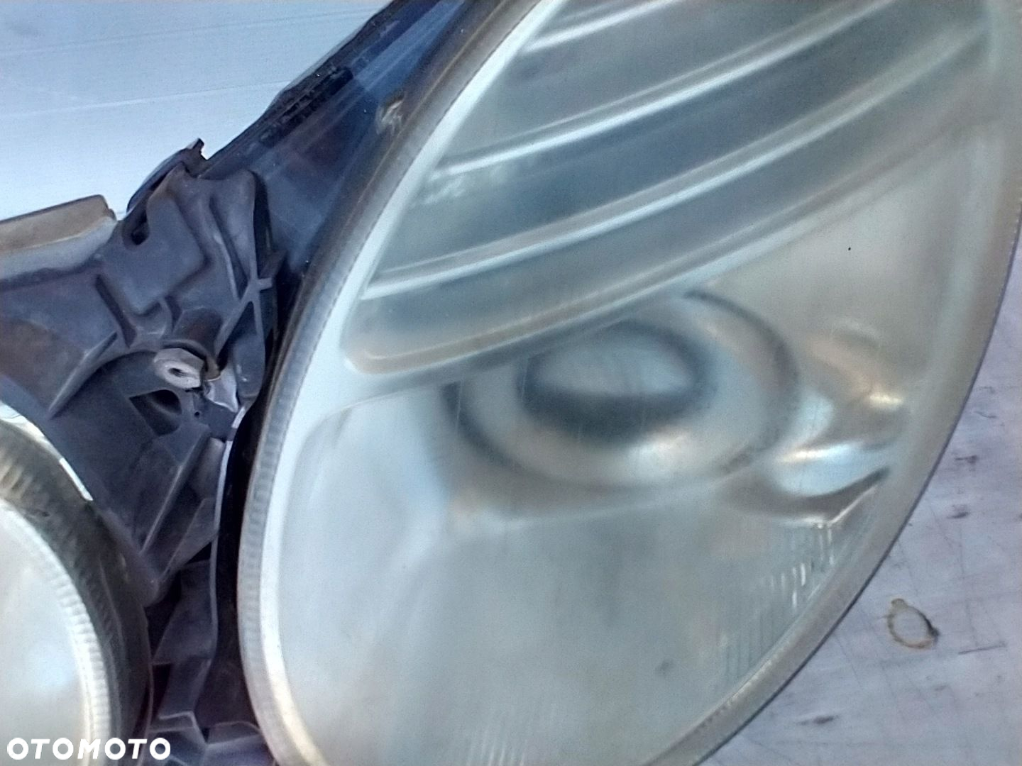MERCEDES E-KLASA W211 LAMPA LEWA PRZÓD PRZEDNIA ANGLIK UK - 9
