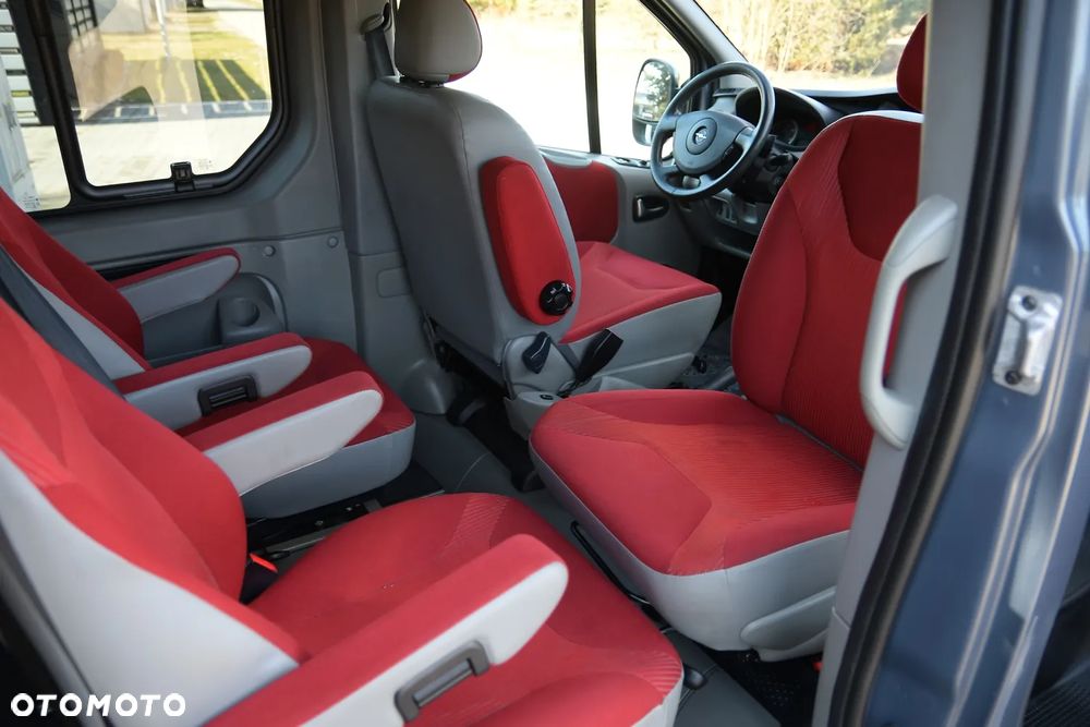 Opel Vivaro - 34