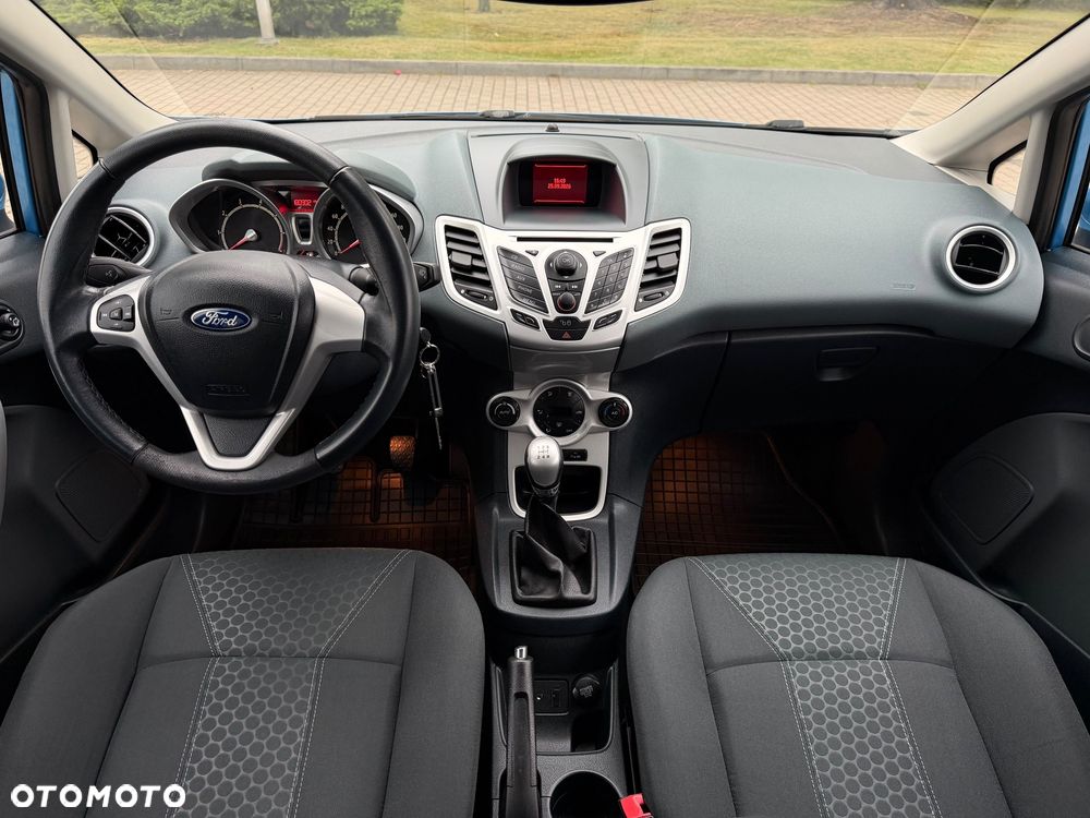 Ford Fiesta - 18