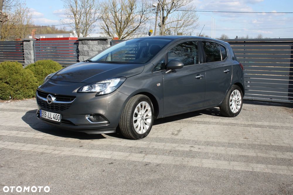 Opel Corsa 1.4 16V Cosmo - 1
