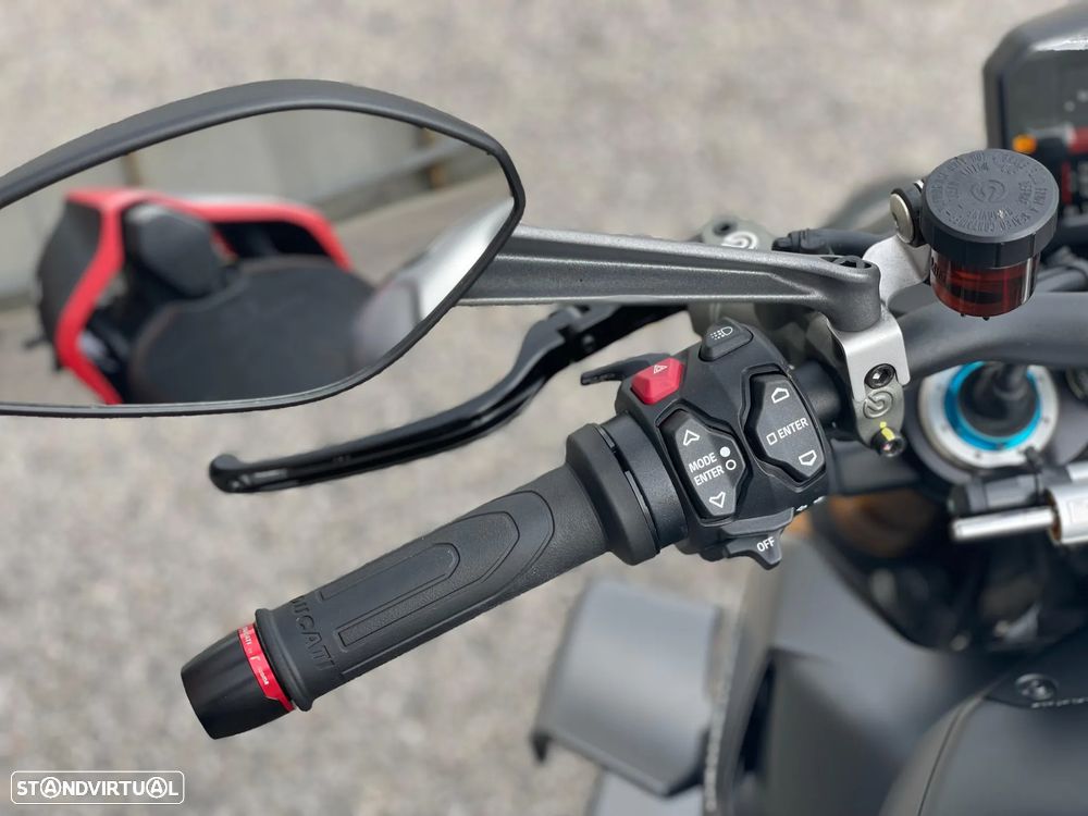 Ducati Streetfighter V4 SP2 - 18