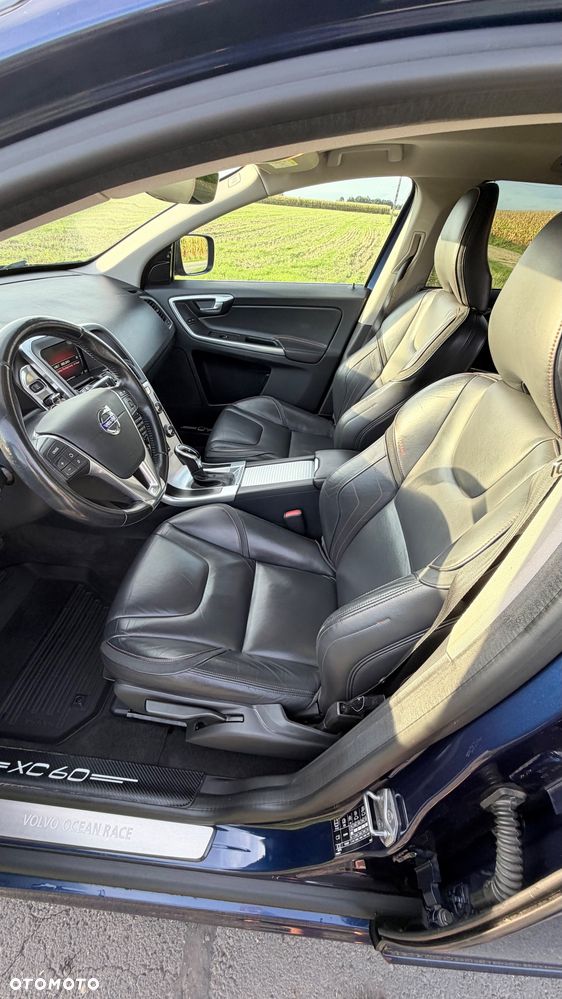Volvo XC 60 D3 Drive-E Ocean Race - 8