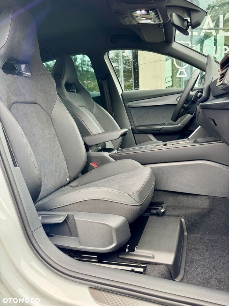 Cupra Formentor 1.5 eTSI mHEV DSG - 31