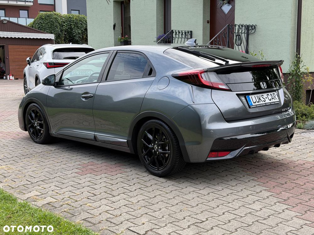 Honda Civic 1.8 i-VTEC Sport Black Edition - 38
