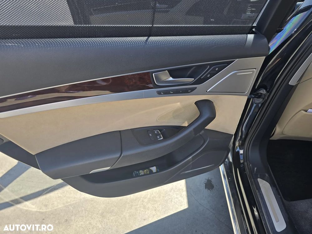 Audi A8 3.0 TDI Quattro Tip - 24