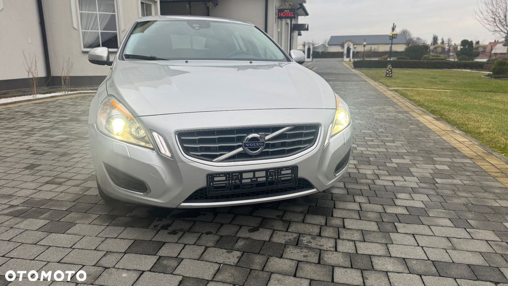 Volvo V60 T4 Edition - 2