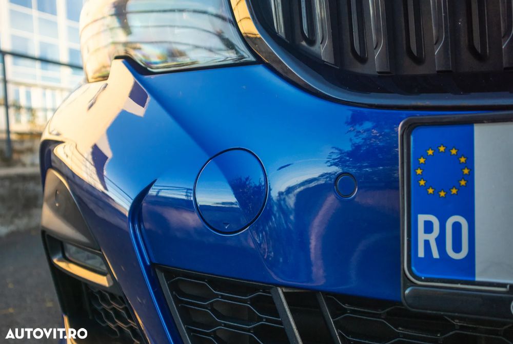 BMW Seria 3 330d xDrive AT MHEV - 5