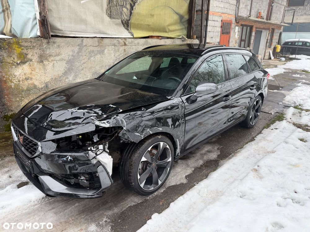 Cupra Leon Sportstourer - 2