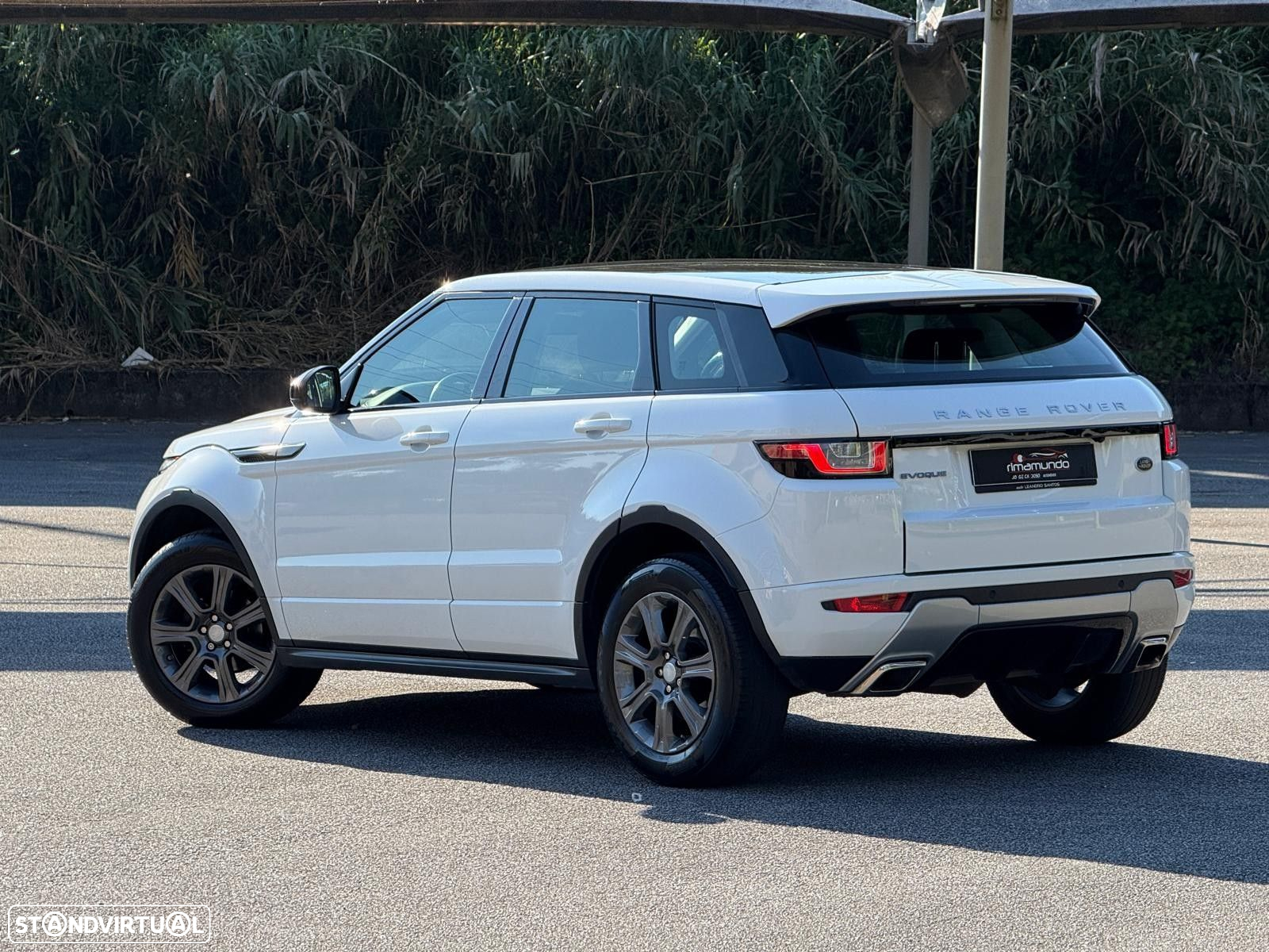 Land Rover Range Rover Evoque 2.0 TD4 SE Dynamic - 4