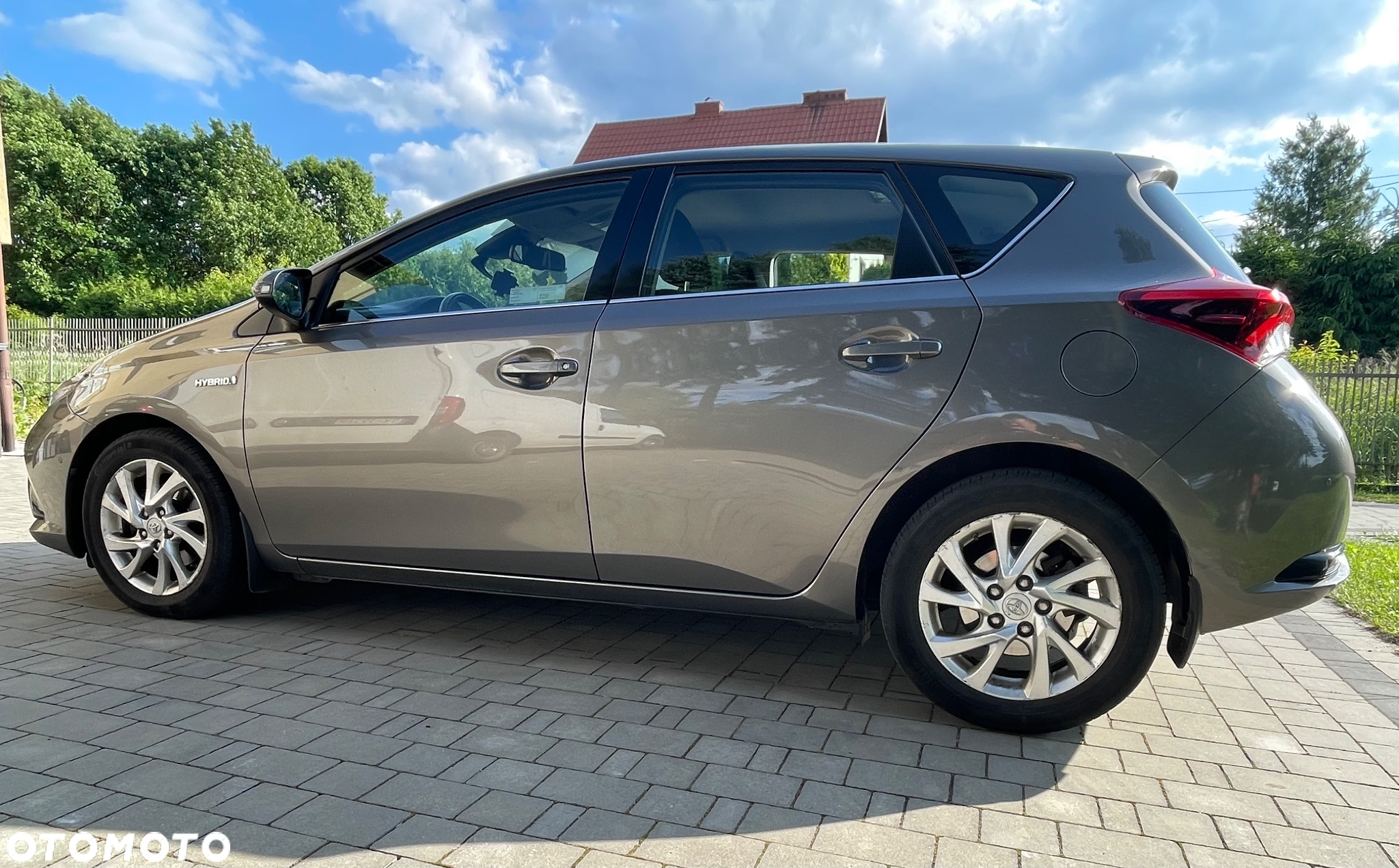 Toyota Auris Hybrid 135 Comfort - 5