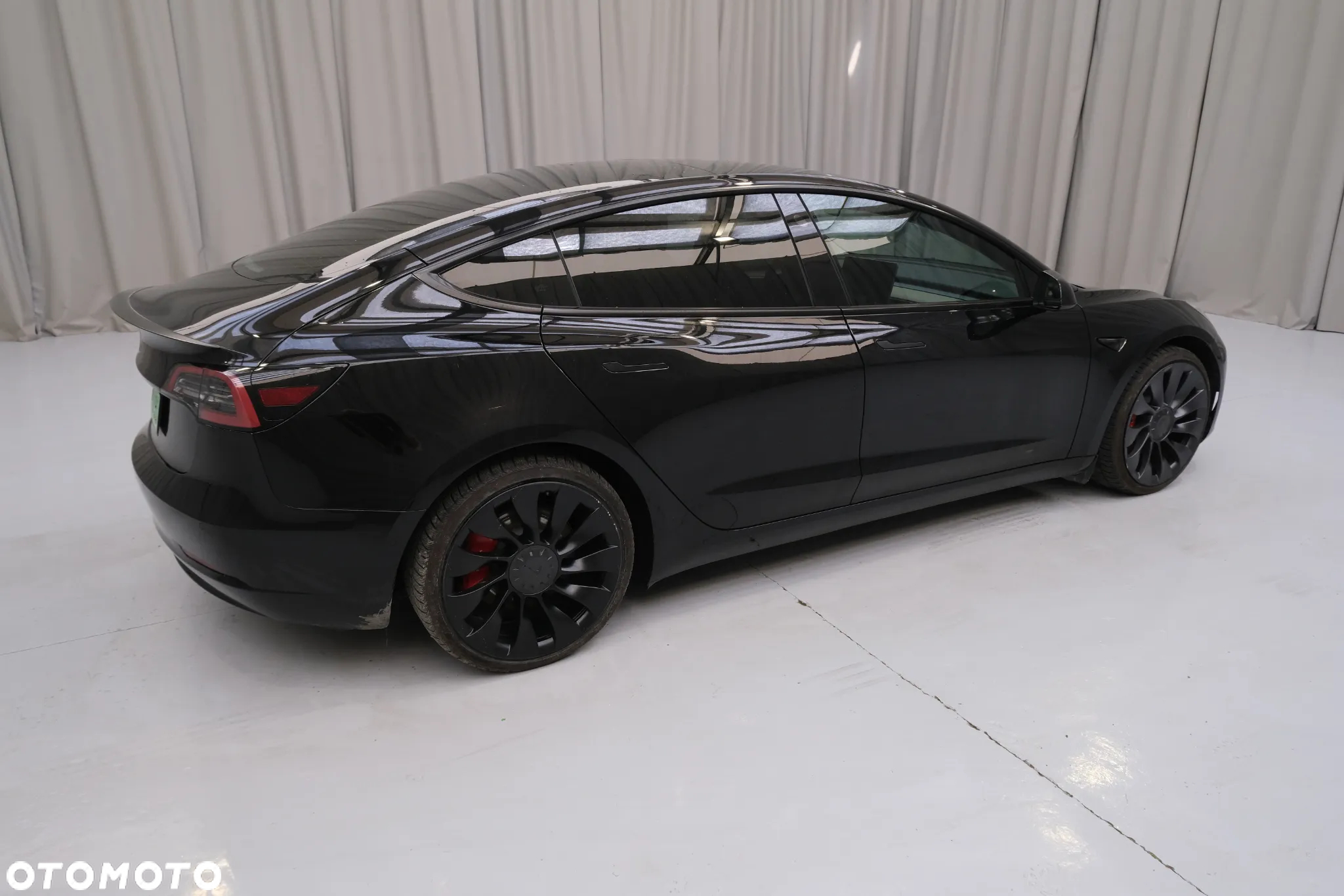 Tesla Model 3 Performance AWD - 8